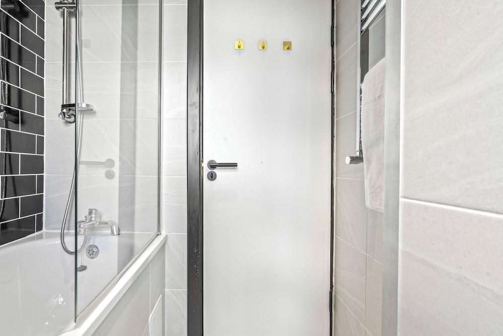 Superb 3bed Fulham Palace Retreat