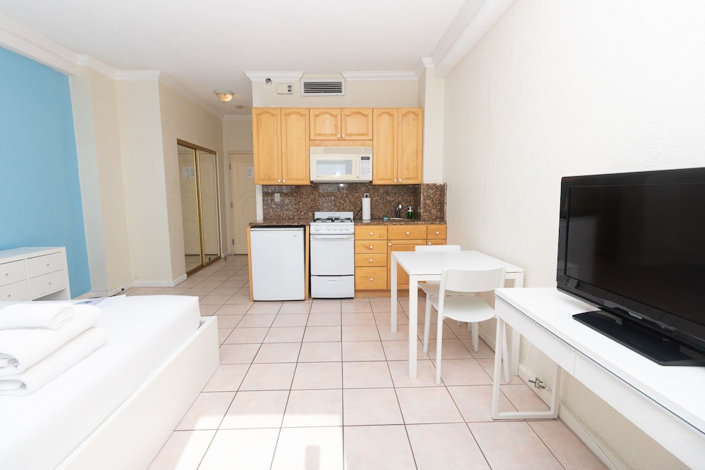 764 Ocean View Hollywood Beach view 2