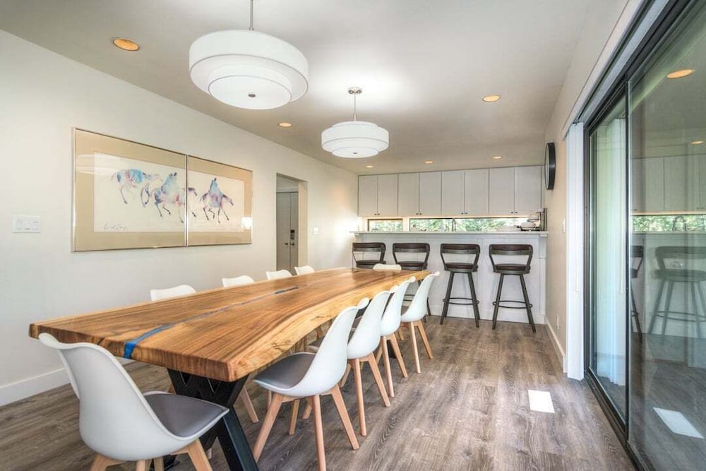 Irish Mountain 4 3 Bedroom Home