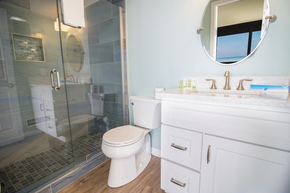 Sands Beach Club 1027 2 Bedroom Condo
