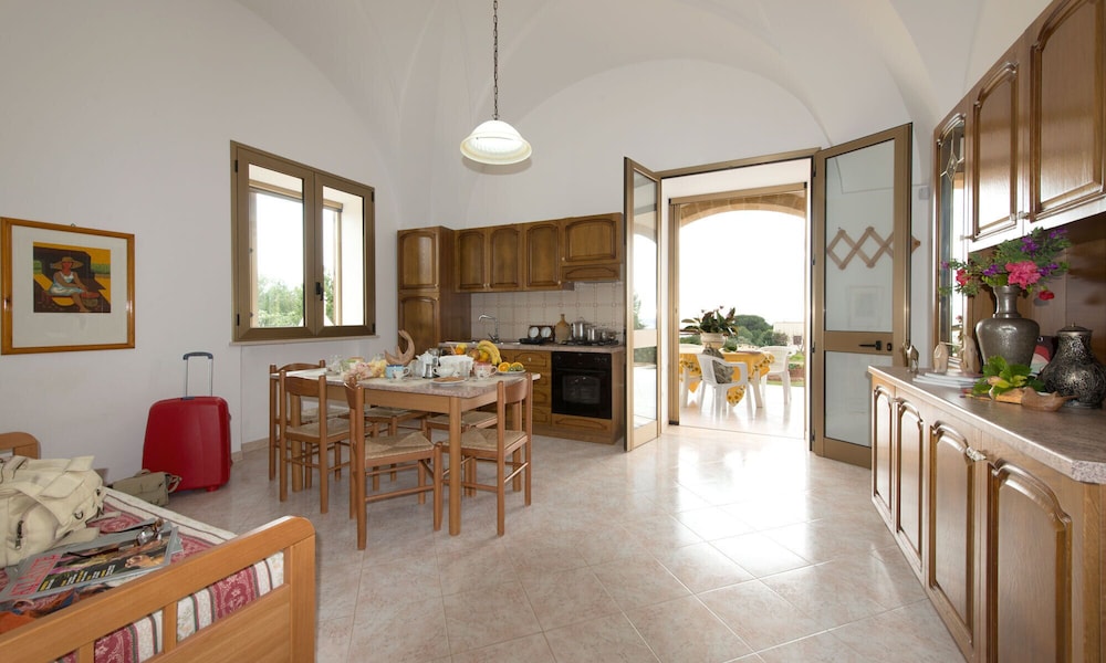 Villa Carolina view 4