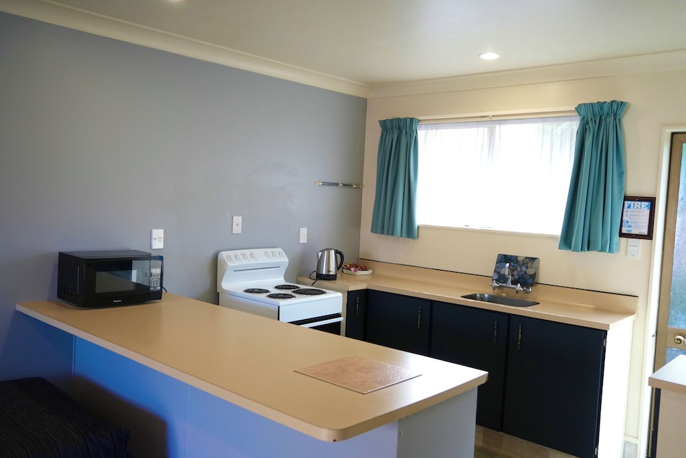 ACCOMMODATION GATEWAY MOTEL