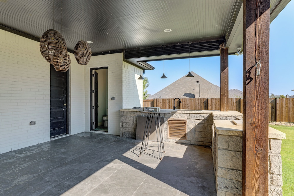 Luxe Retreat w/ Patio & Fenced Yard in Waxahachie!