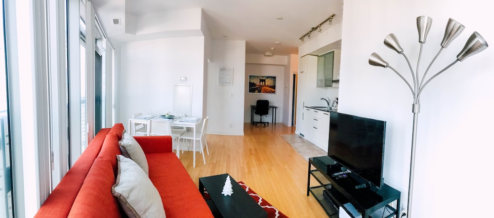 Sarkar Suites - Entertainment District