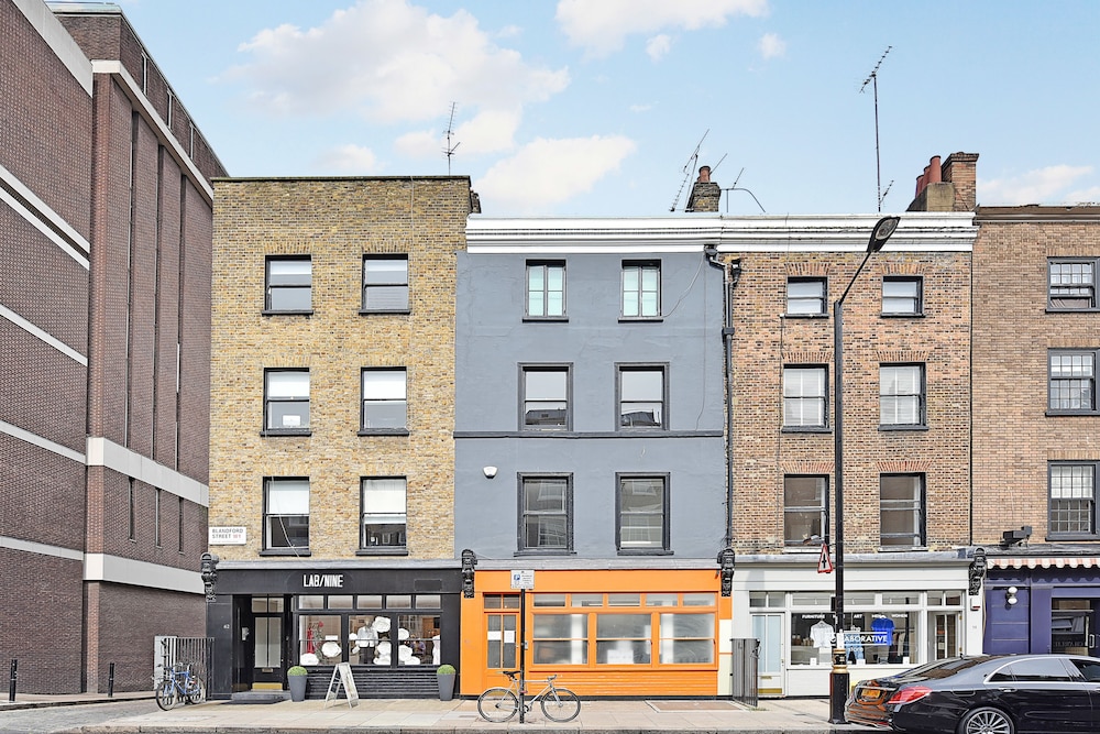 Bond Street Apartments