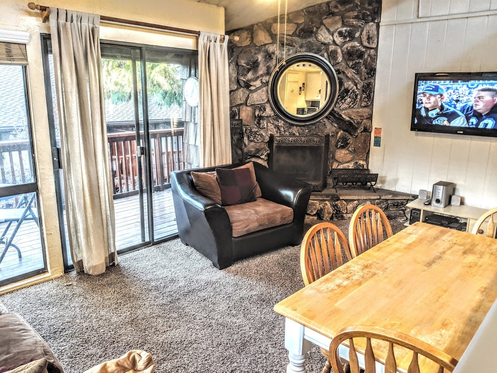 Snow Summit Townhouse Rentals & Sales
