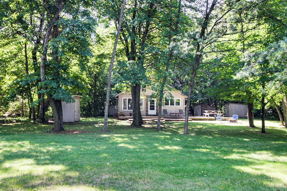 Lakeside Getaway w/ Dock: West Battle Lake Cabin
