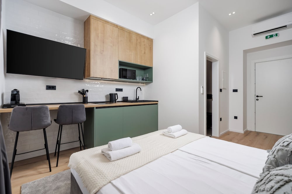 Marvie Apartments