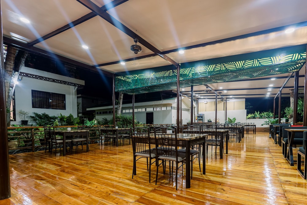 LOBOC RIVERSIDE INN and RESTAURANT
