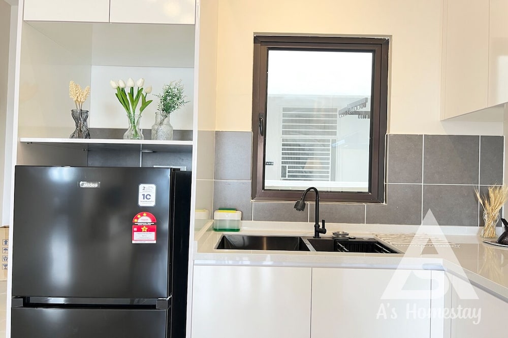 Netizen Cheras Residence by Emily in Town