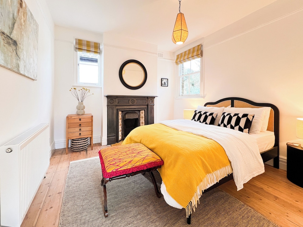 Historic 3-Bedroom Home in the Heart of Greenwich