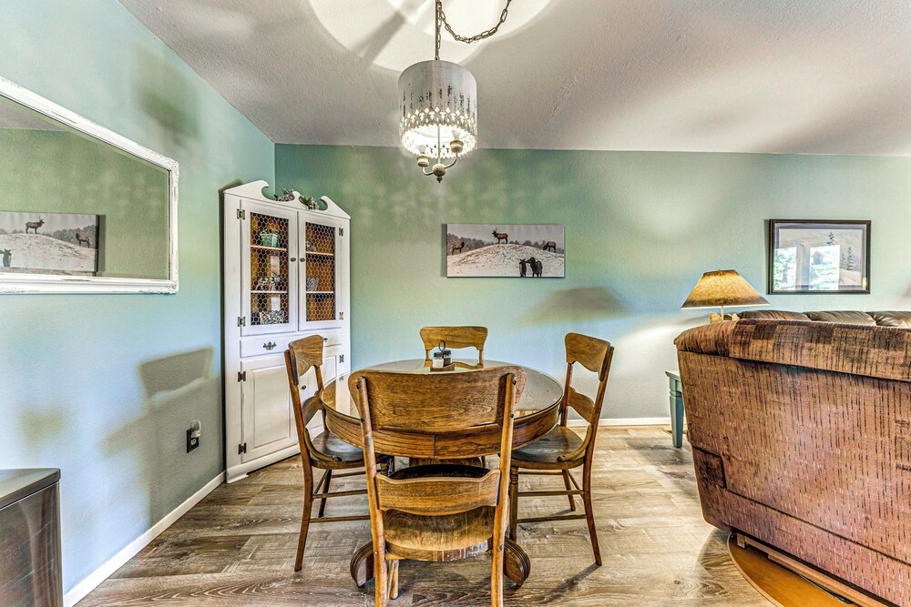 15 Mi to Ski Apache: Getaway w/ Balcony in Ruidoso