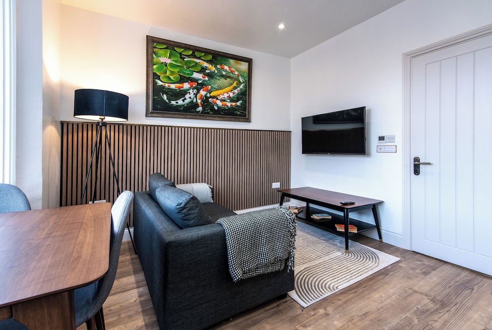 Elm Bank Suites