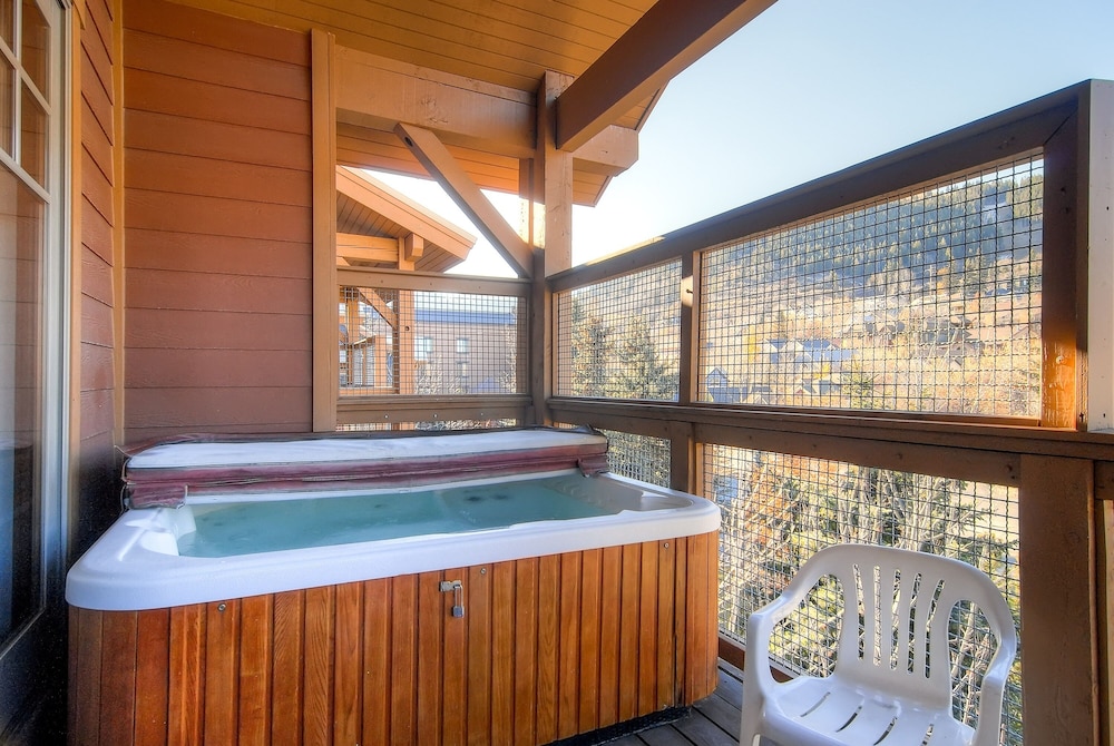 Park City Ski Resort - Town Pointe Condos