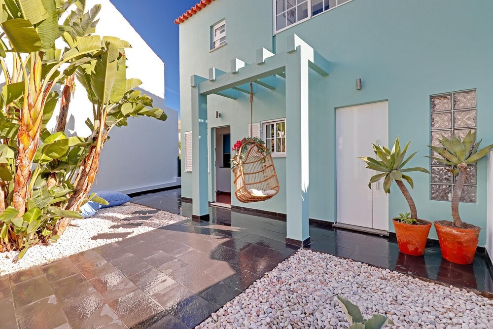 Jungle Beach House in Quarteira