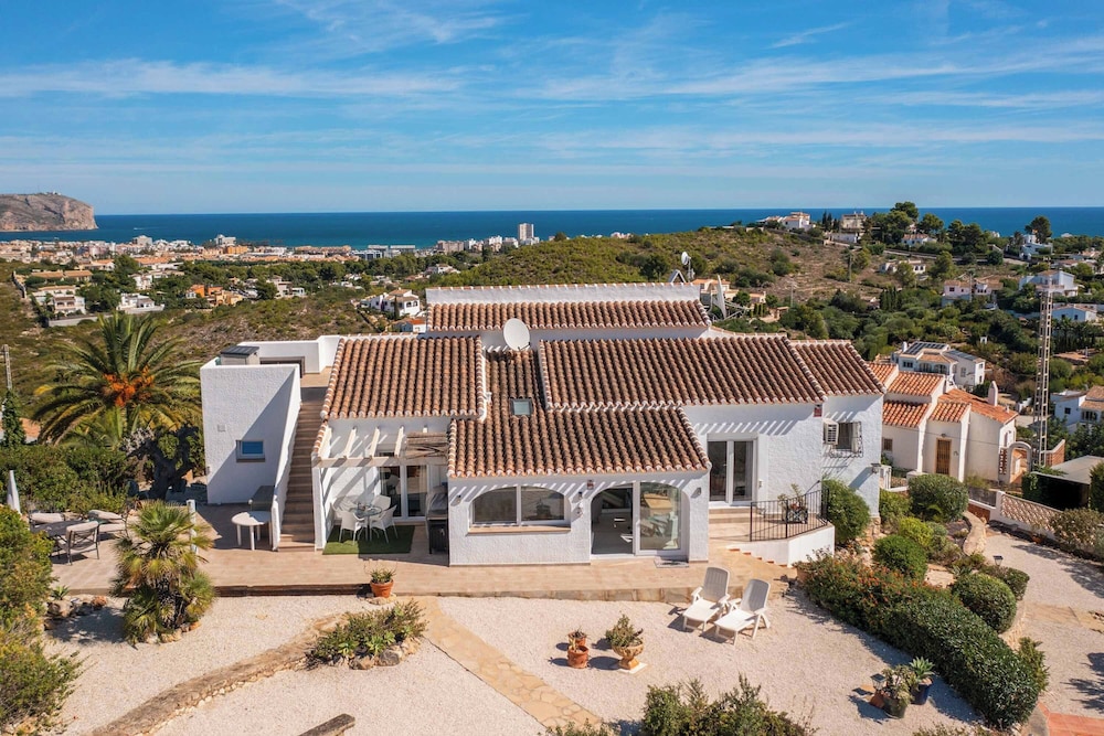 Villa Ayora
