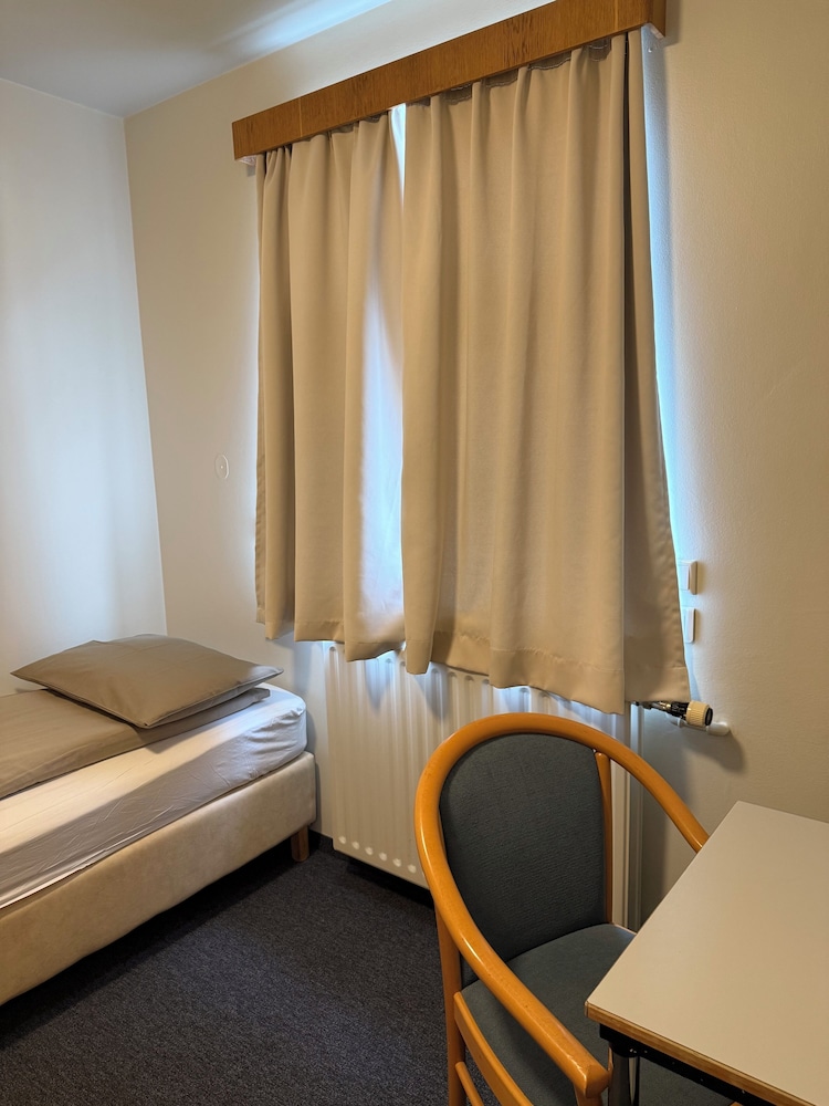 Skogar Hostel