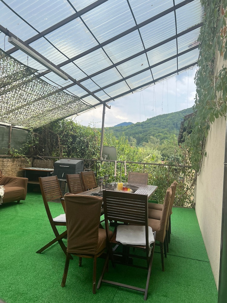 Noua Oasis Bnb Loft ap view 3