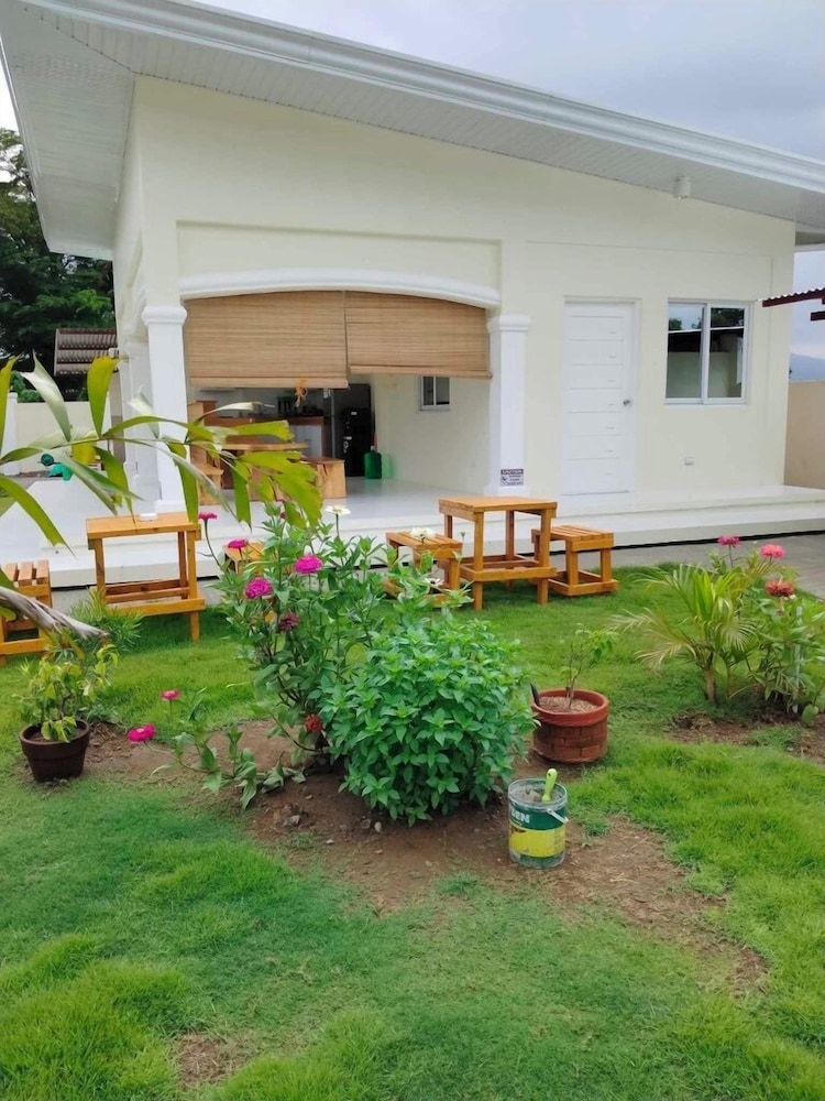 The Kubo Gardens