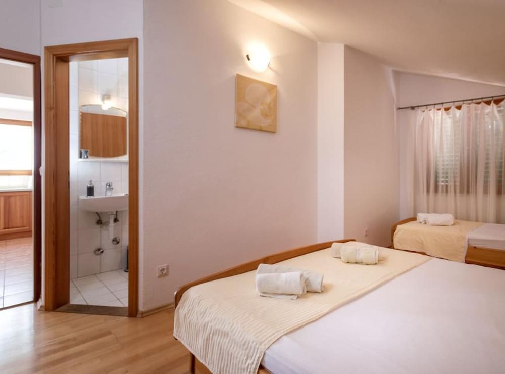 Dolac Green Side Apartments