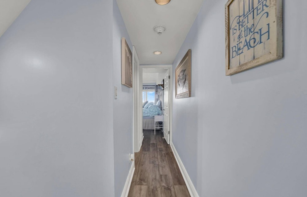 Pinnacle Port Penthouse #29 2 Bedroom Condo