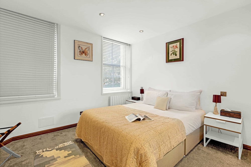 Lovely 1 Bed Home With Garden