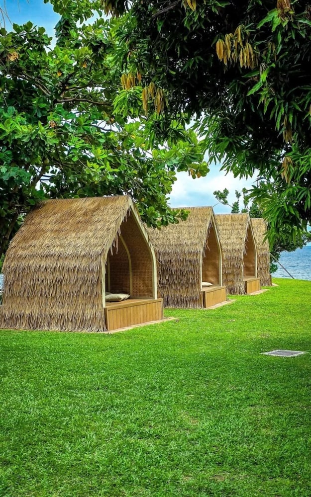Relaxing condo at THE MACTAN NEWTOWN