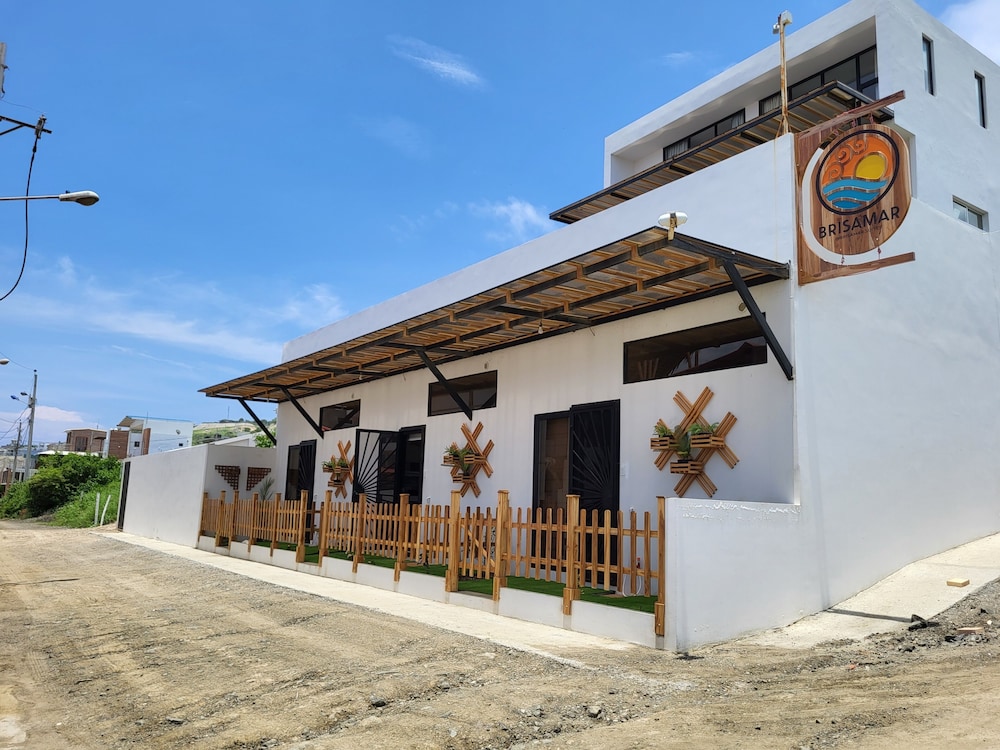SUIT BRISAMAR SANTA MARIANITA BeachManta
