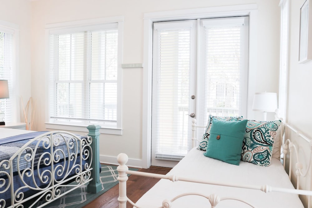30A Seaclusion by Avantstay Walk to Beach Pool