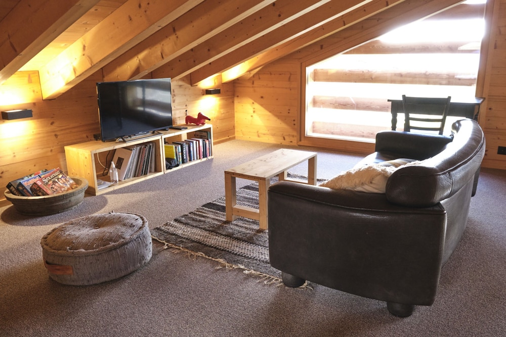 Beautiful Luxury Chalet Roy With Incredible Views