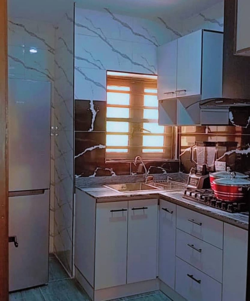 Less2more Luxury Suites - Comfort in Style