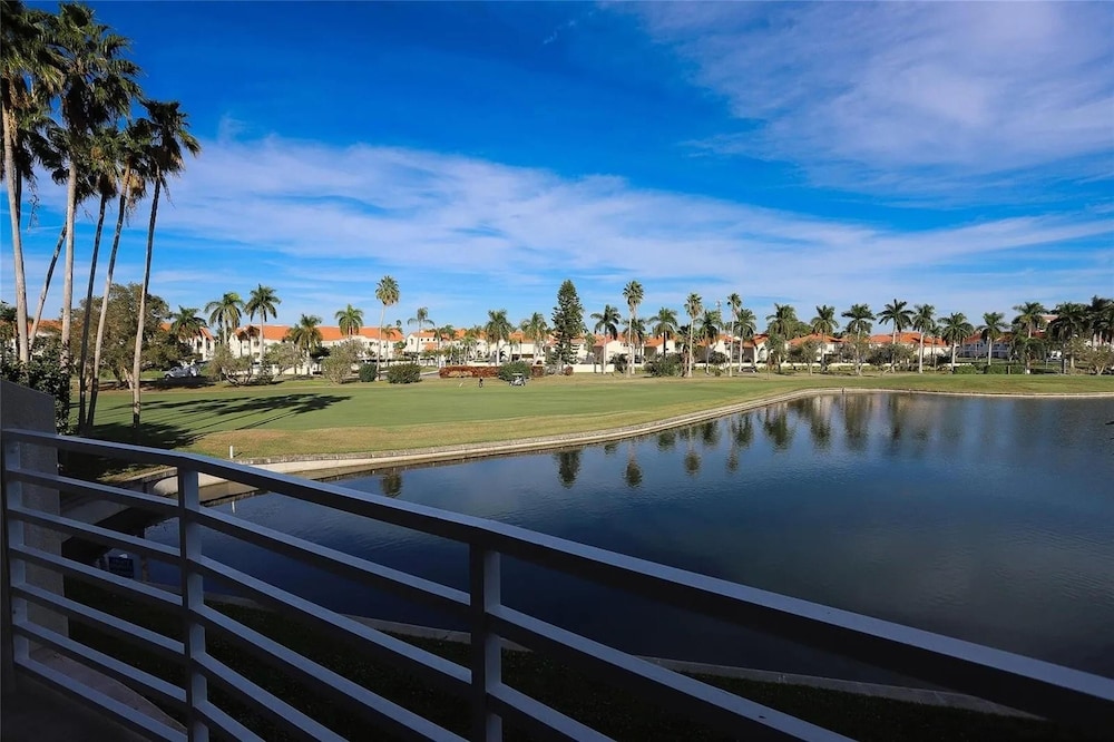 Vista Verde West 218