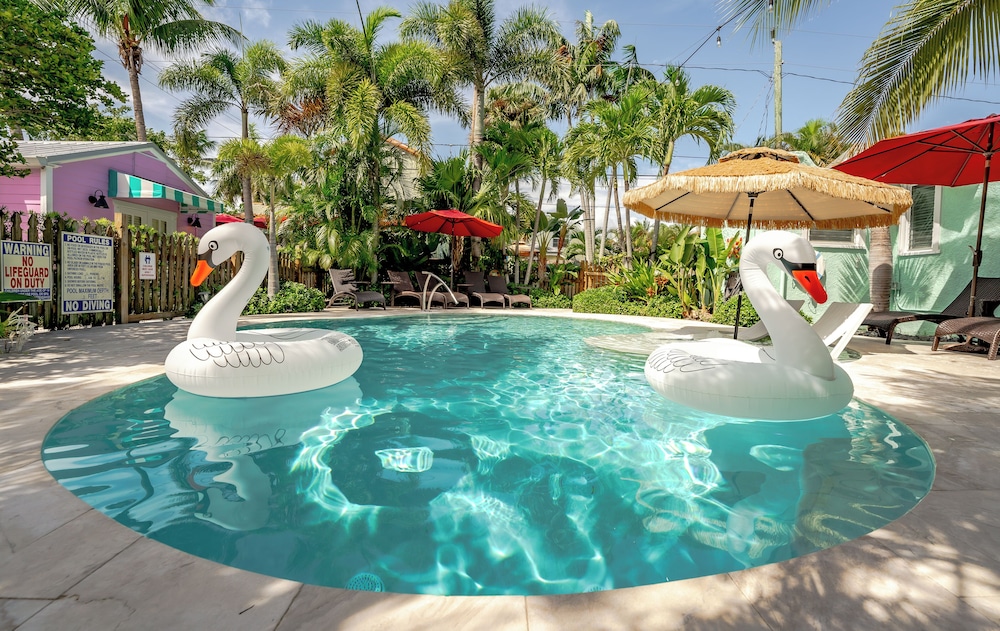 Bahama Breeze Bungalow