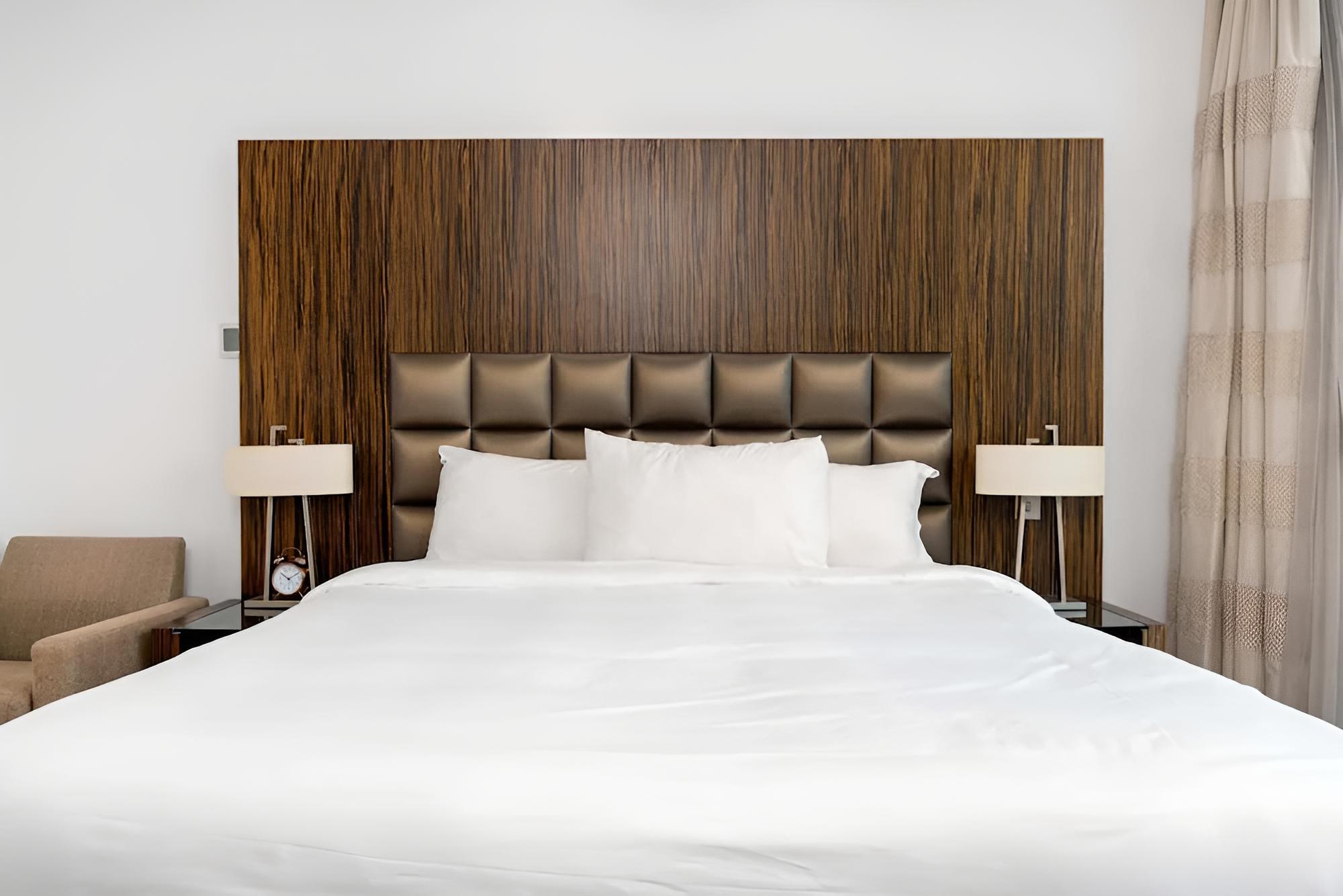 Cozy 2bdr in Jumeirah Lakes Towers