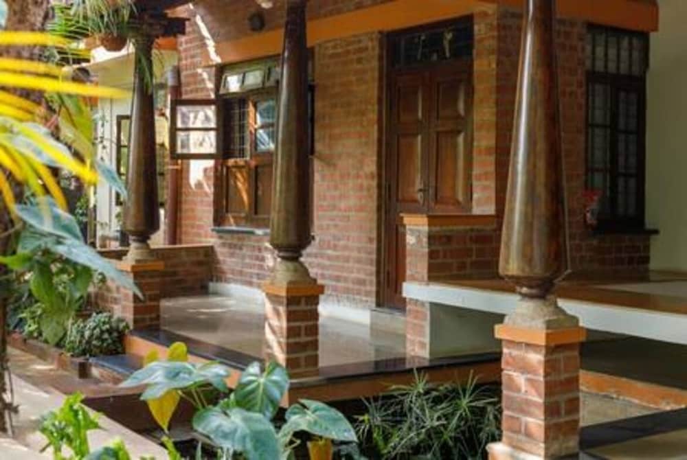 Kerala Style Villa by Stayjade