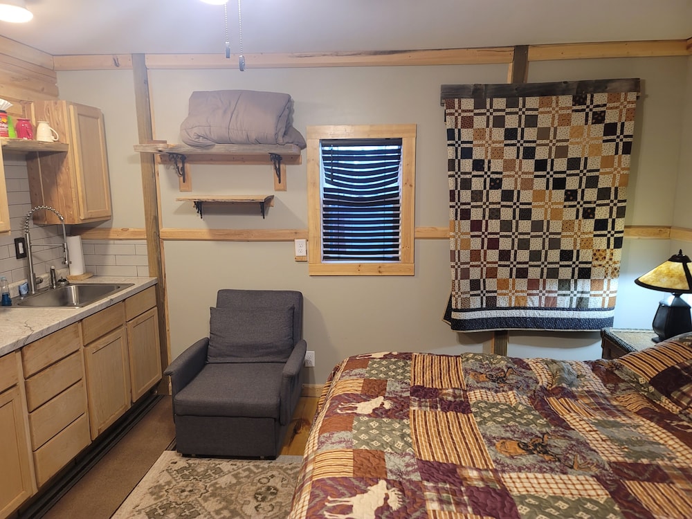 CopperLine Lodge