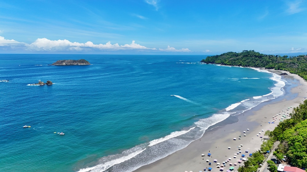 Hotel Playa Espadilla y Gardens - Image 1