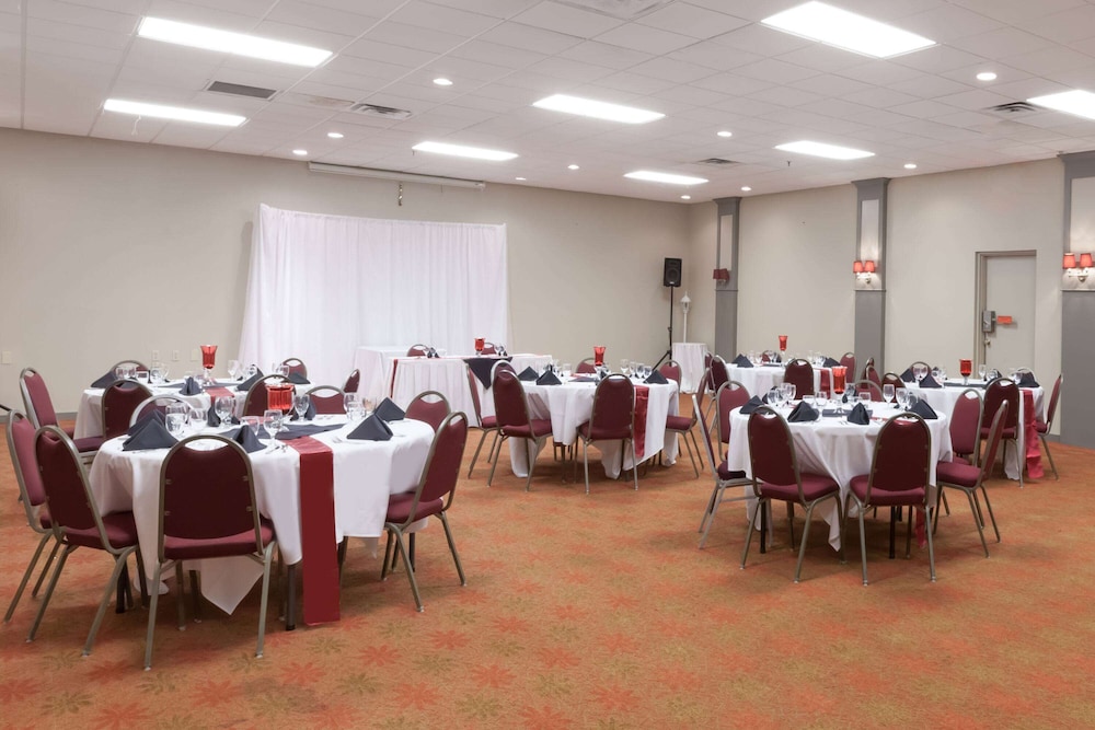meeting & event spaces