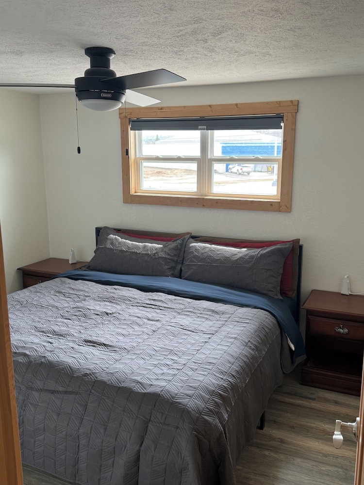 Mill Street Upper Apartment