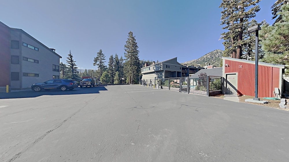 Mammoth Mountain - Vacation Condos