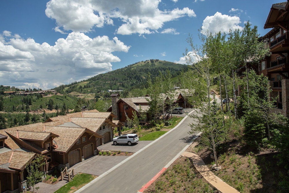 Empire Residences at Deer Valley Resort - Three Bedroom Deluxe Residence #401 3 Condo