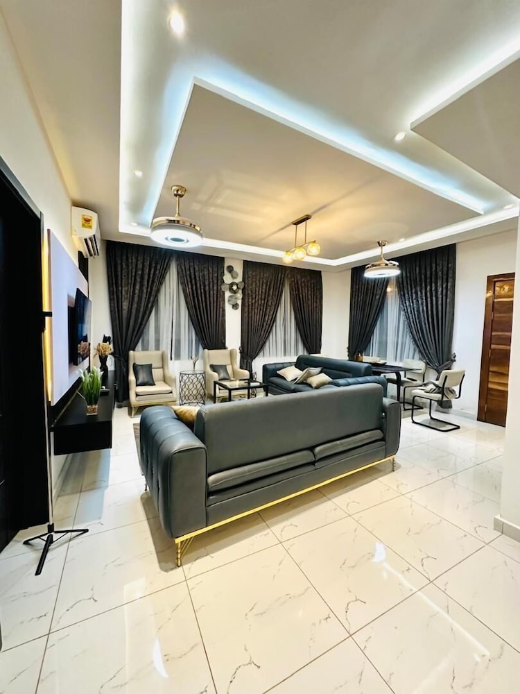 Mankatiwa Court Apartmentnt