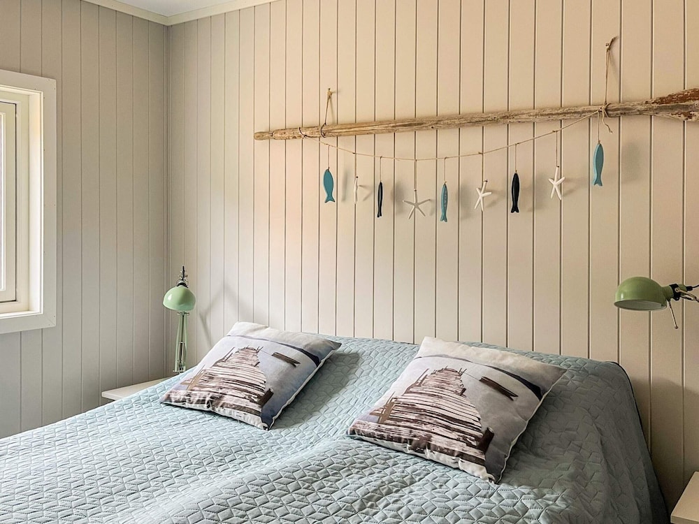 4 Person Holiday Home in Alsvag