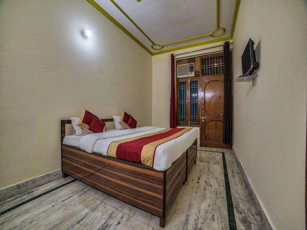 OYO 14246 Onella Rooms