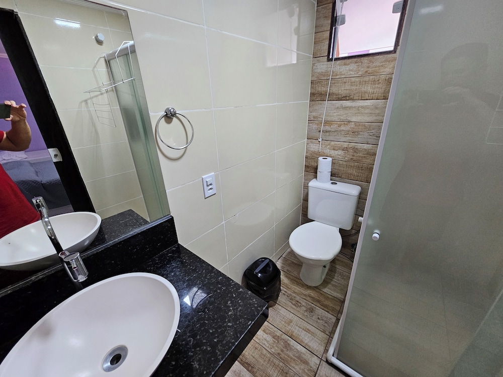 Alice Suites