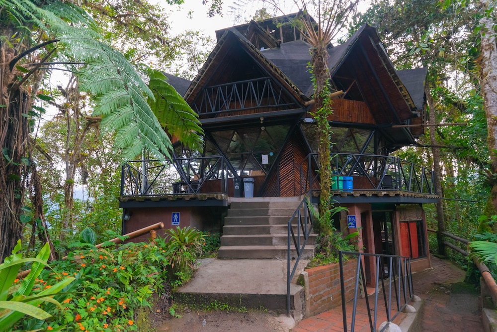 Bellavista Cloud Forest Reserve & Lodge