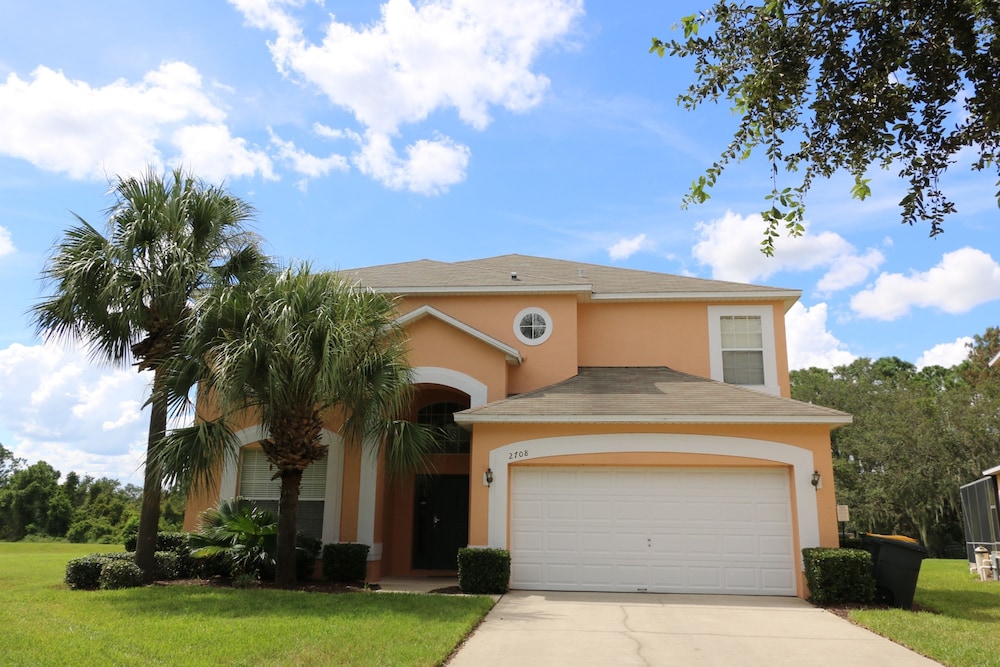 7BR 4.5BA Home in Emerald Island Resort by CV-2708 - Image 4