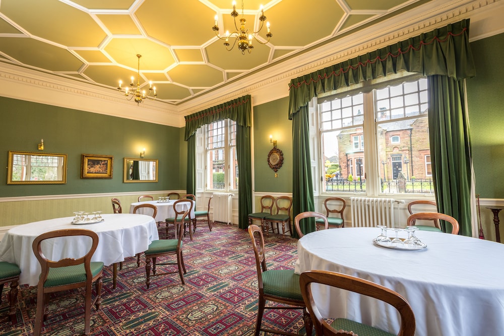 Dumfries Vacations - Best Western Station Hotel - Property Image 1