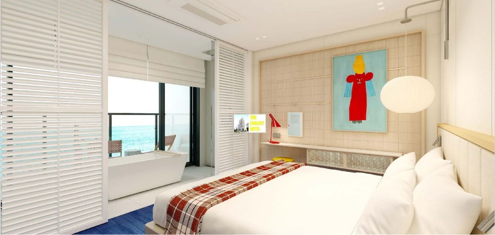The Coolest Hotel 15