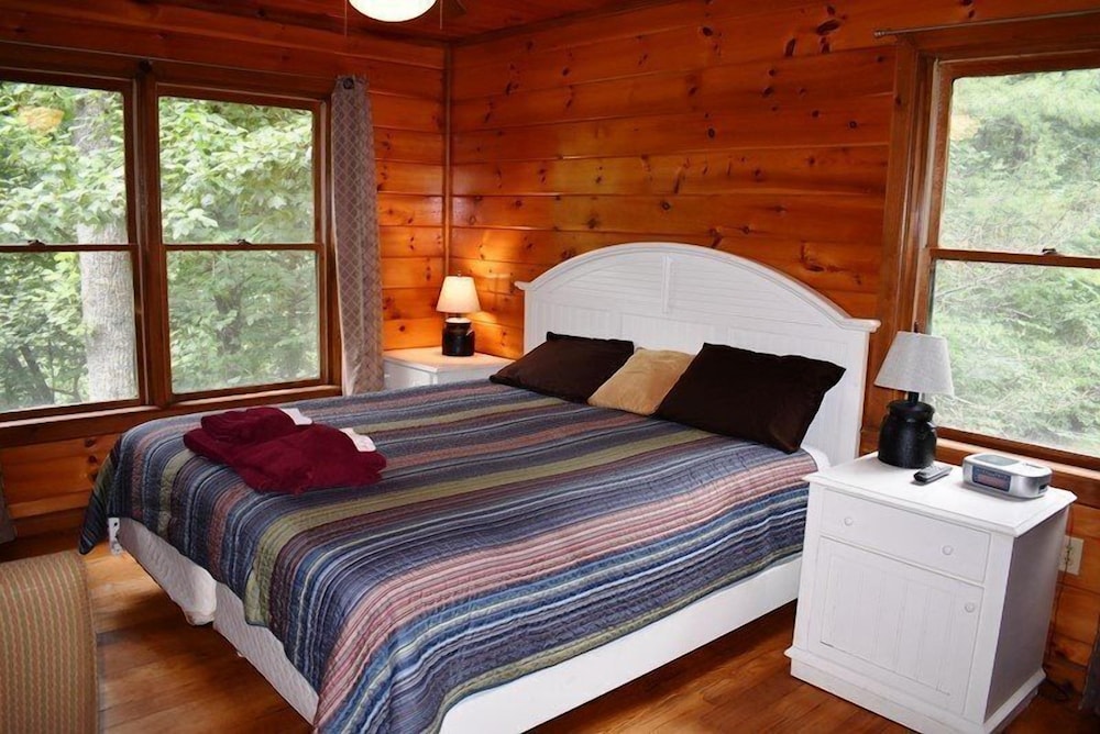 Little Rock Creek Retreat view 4